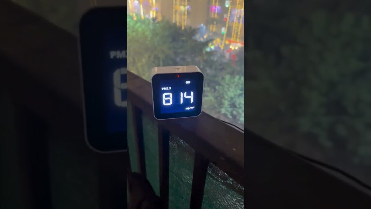 Viral Video Shows Delhi AQI Indoors Vs Outdoors, Crosses 999 During Diwali